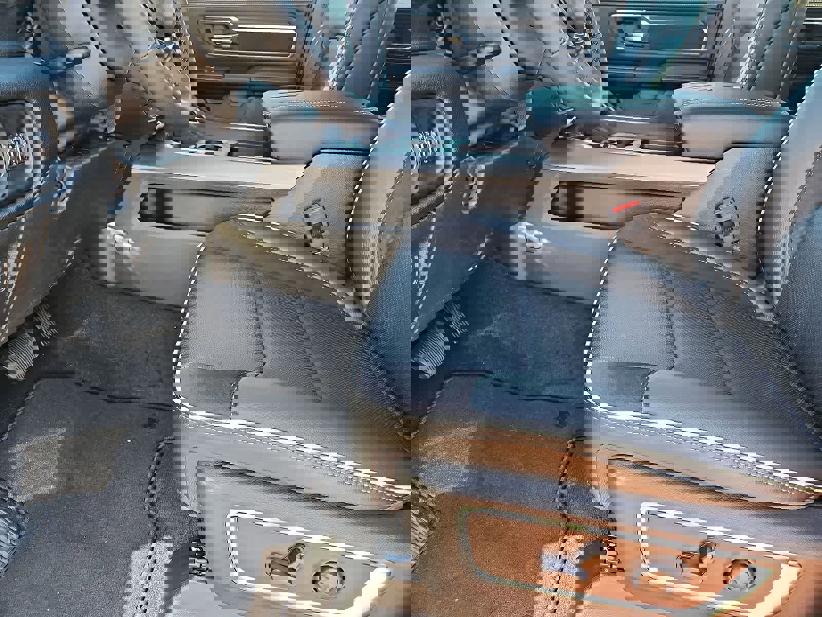 New 2026 RAM 1500 Laramie w/ Night Edition image 16