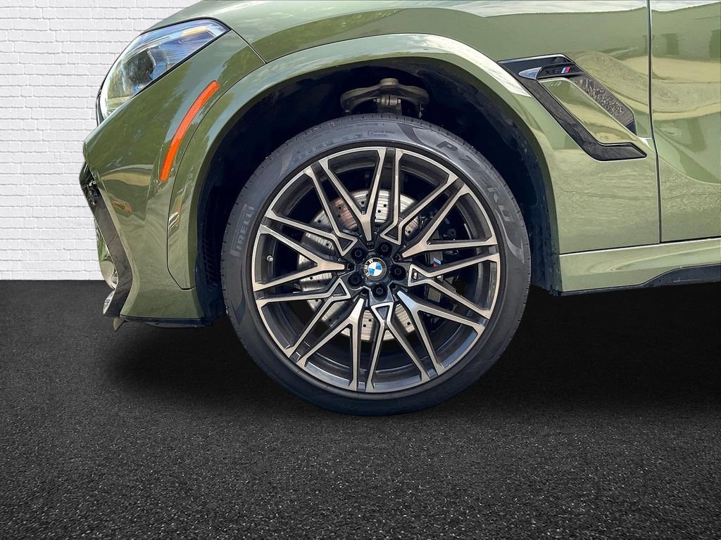 Used 2022 BMW X6 M AWD/4WD image 30