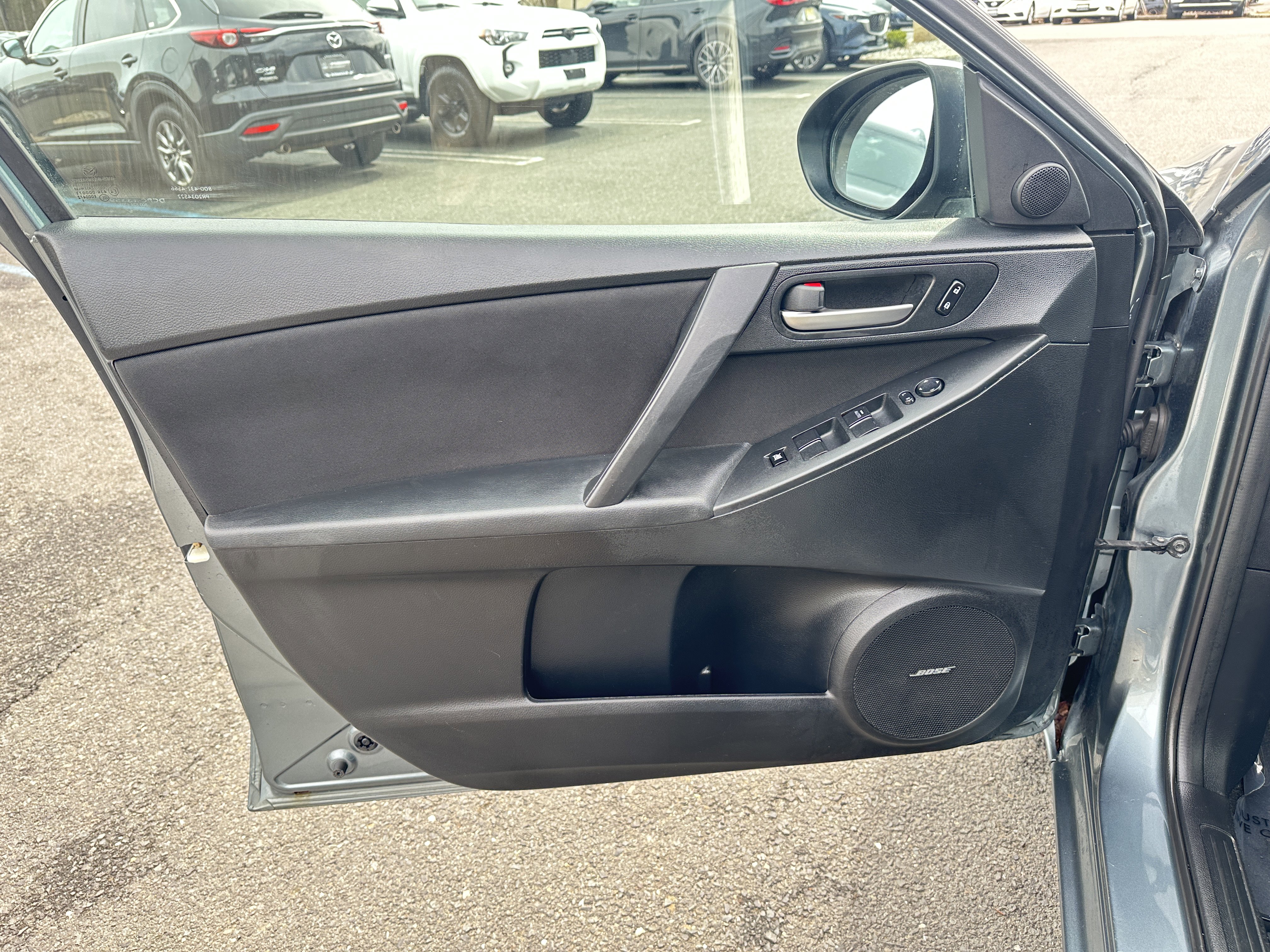 Used 2012 MAZDA MAZDA3 i Touring image 18