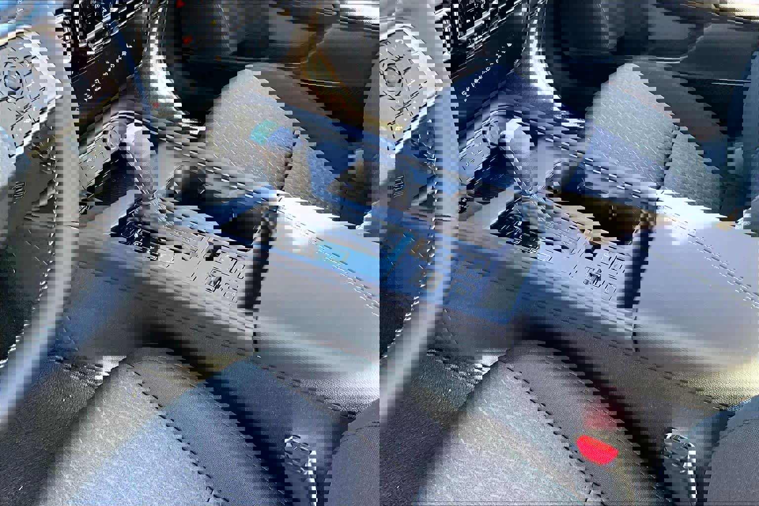 New 2026 Nissan Sentra SV image 7