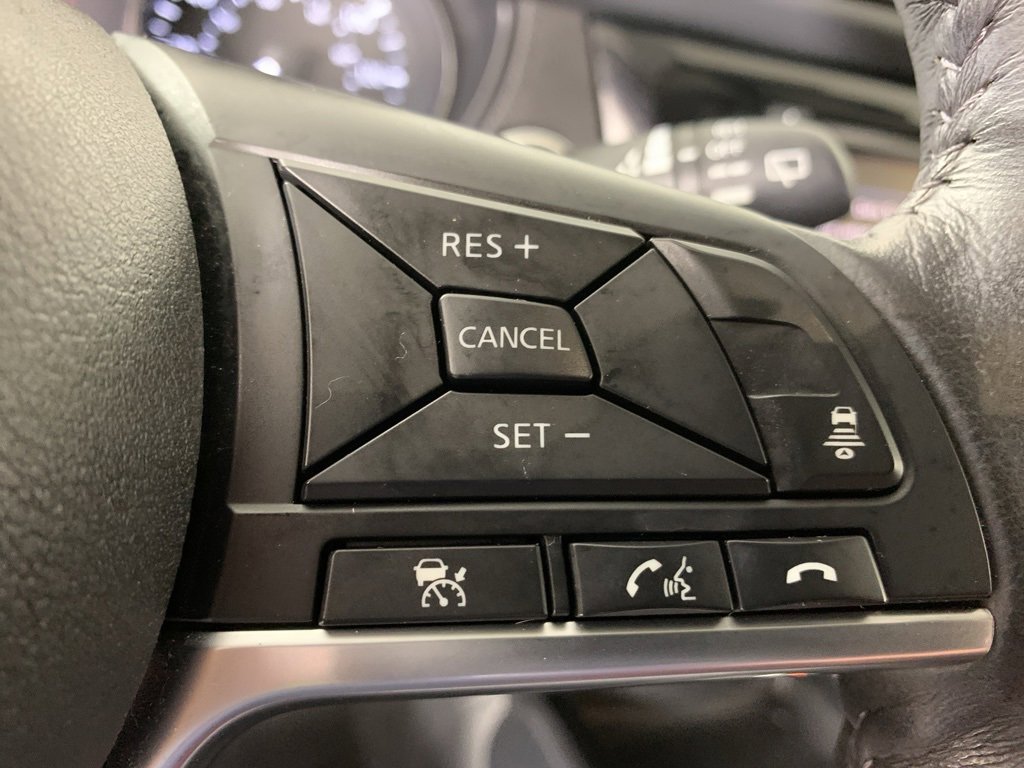 Used 2018 Nissan Rogue Sport SL image 9