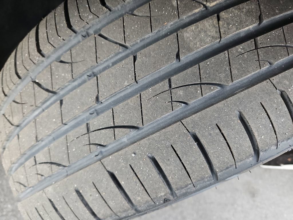 Used 2021 Genesis G70 3.3T image 35