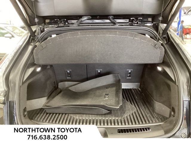 Used 2023 Cadillac XT4 Sport w/ Cold Weather Package AWD/4WD image 12