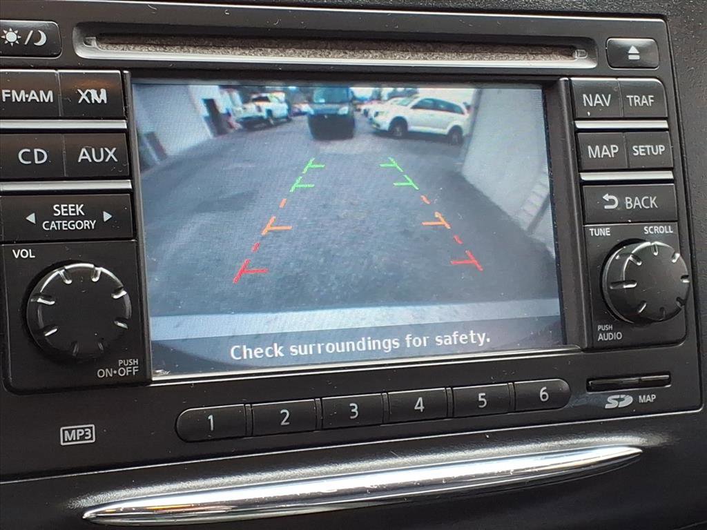 Used 2012 Nissan Rogue SV w/ Premium Pkg image 10