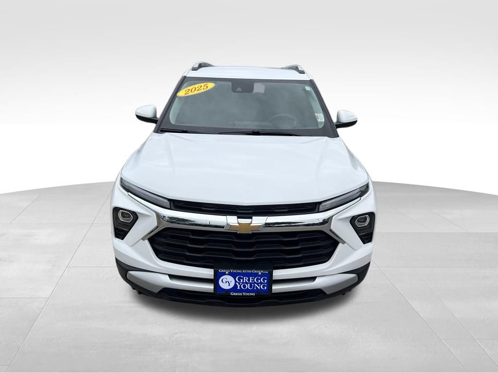 Used 2025 Chevrolet TrailBlazer LT AWD/4WD image 10