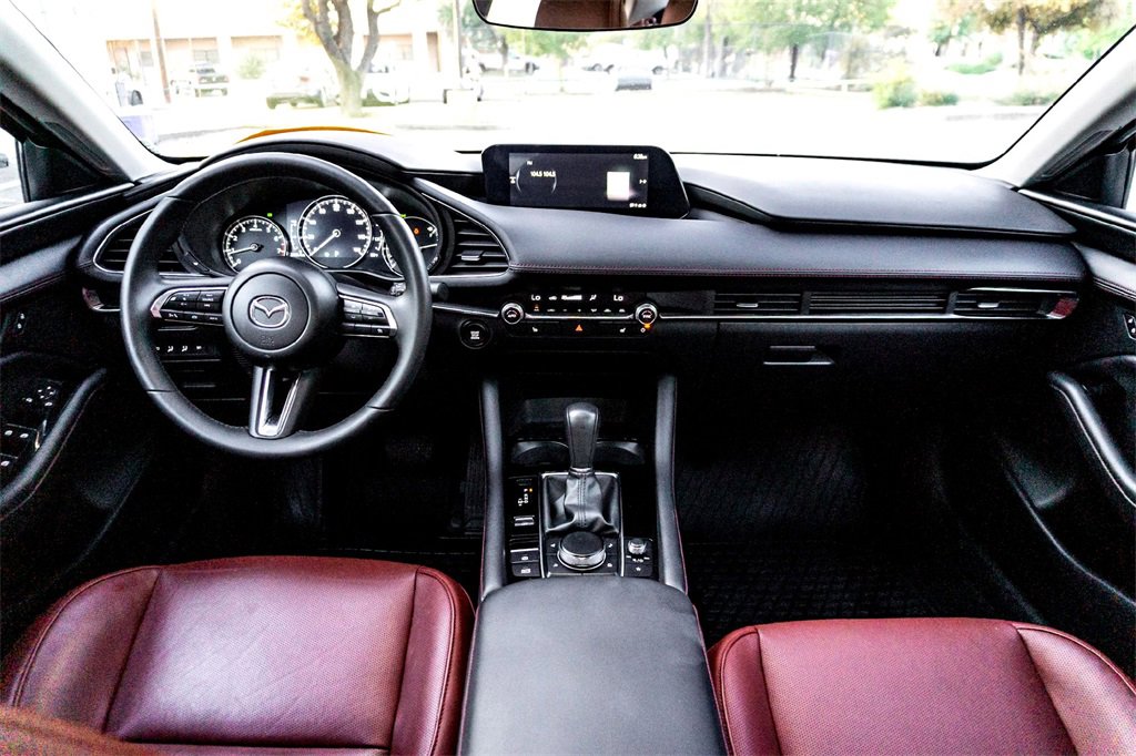 Used 2025 MAZDA MAZDA3 s image 29