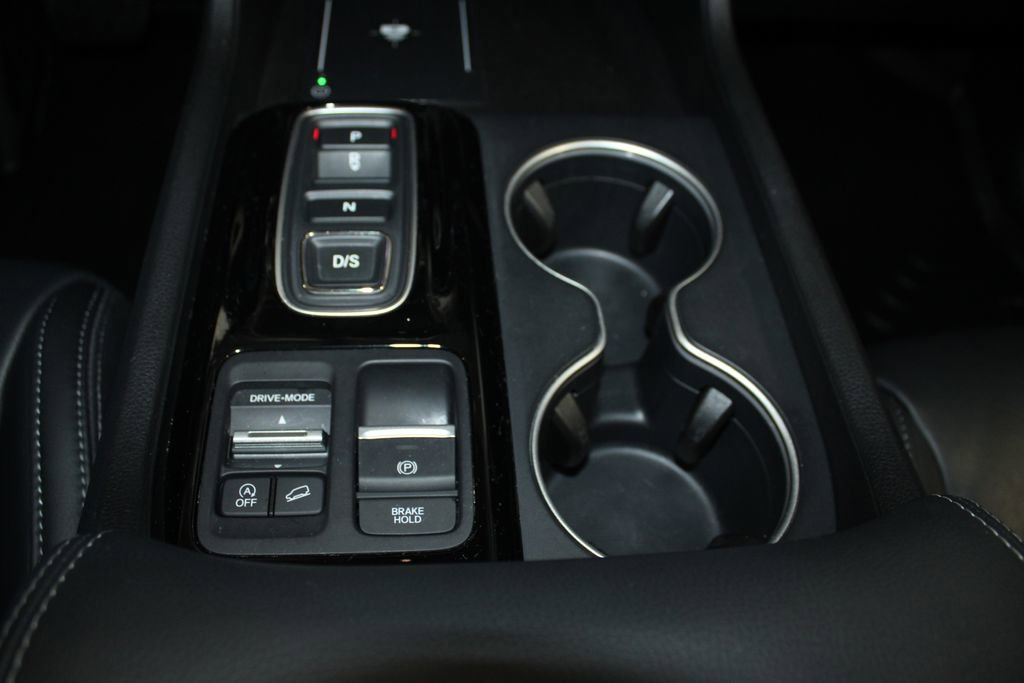 Used 2025 Honda Pilot Touring image 37