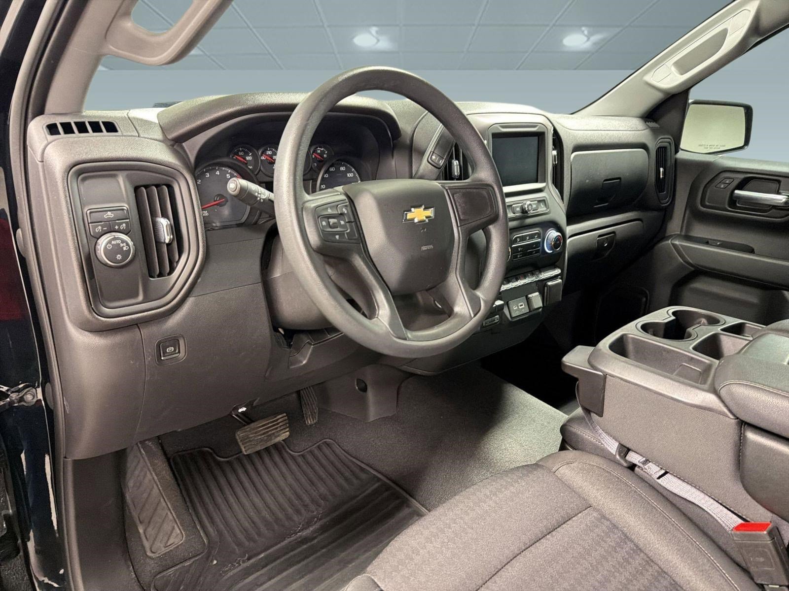 Certified 2023 Chevrolet Silverado 1500 Custom RWD image 2