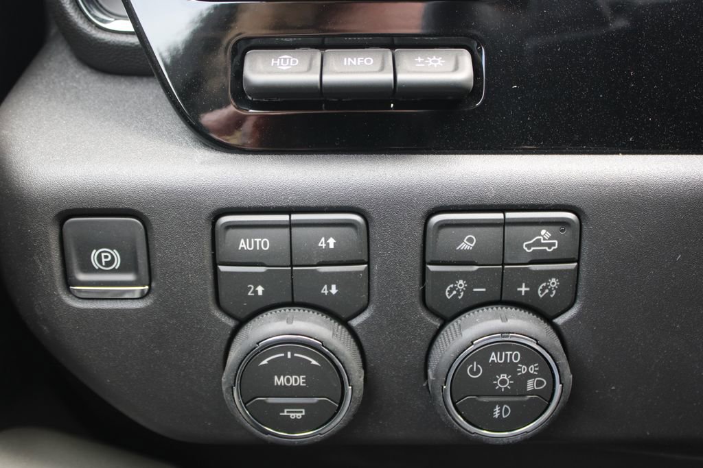 New 2026 Chevrolet Silverado 1500 ZR2 image 40