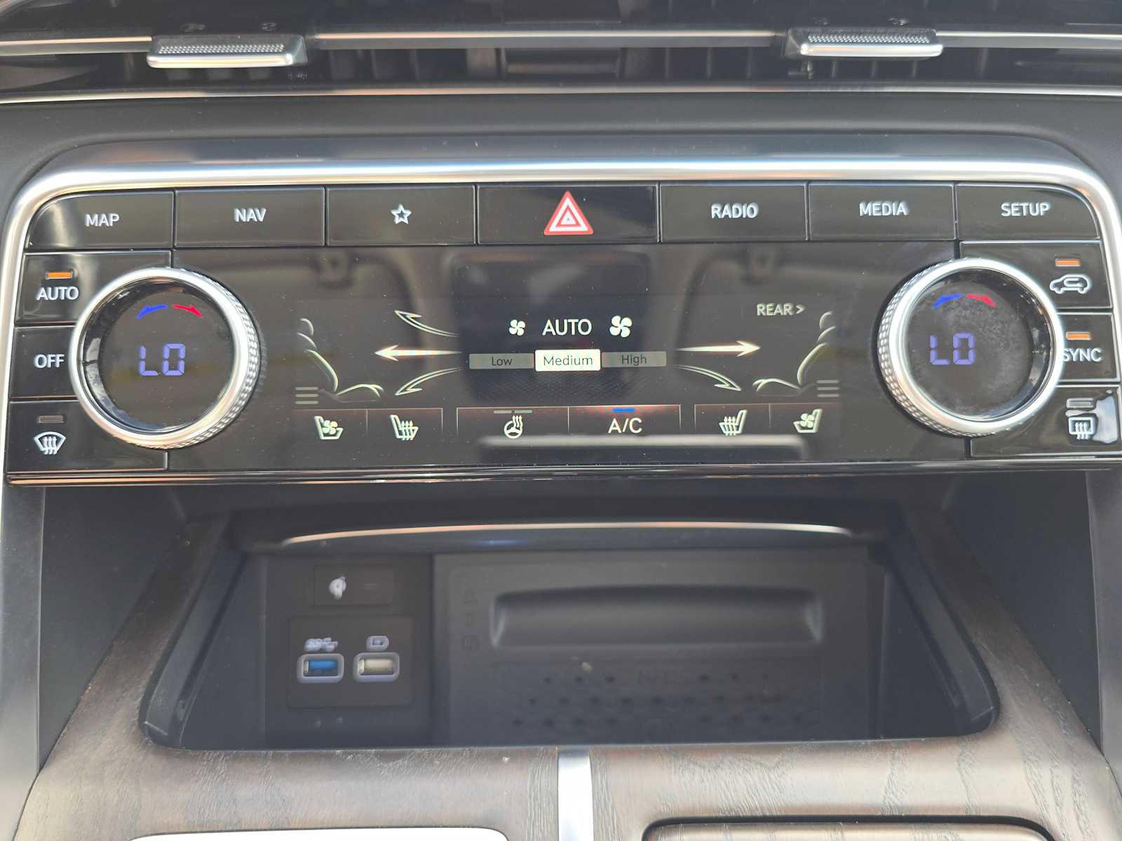 Used 2024 Genesis GV80 3.5T image 29