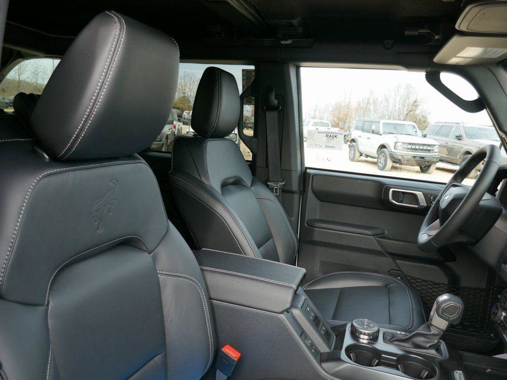 New 2026 Ford Bronco Outer Banks image 9