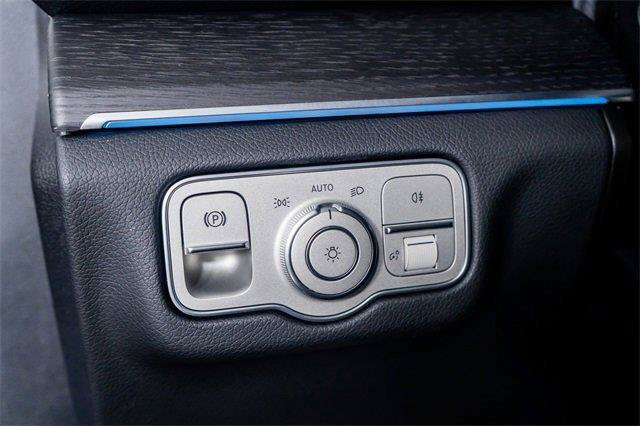 Used 2024 Mercedes-Benz GLE 450 4MATIC w/ Winter Package image 43