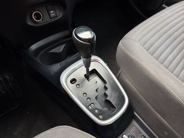 Used 2015 Toyota Yaris SE FWD image 14