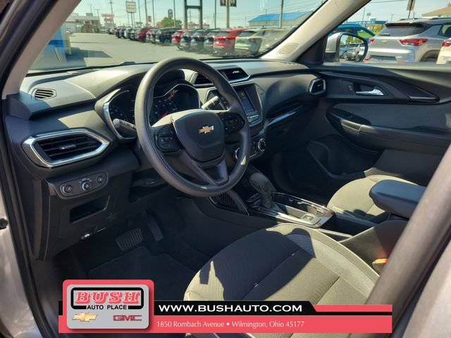 Used 2023 Chevrolet TrailBlazer LT FWD image 18