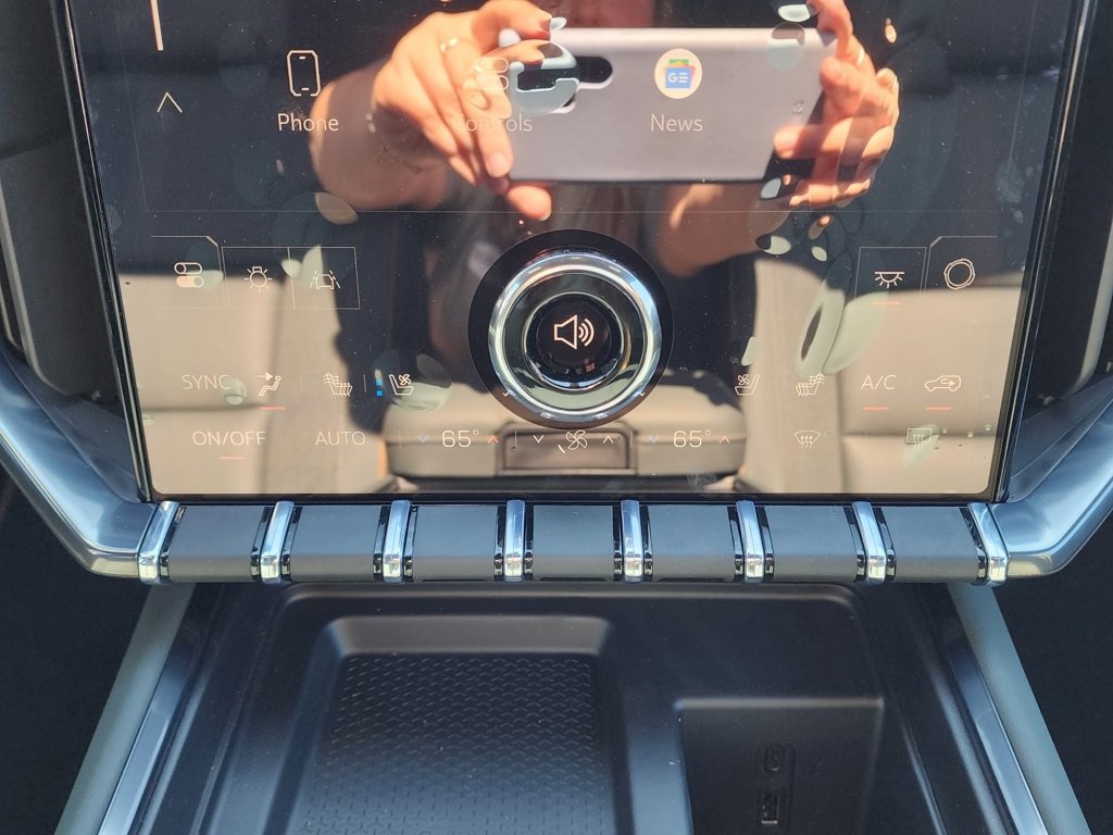 New 2026 GMC Acadia AT4 w/ Super Cruise Package image 31