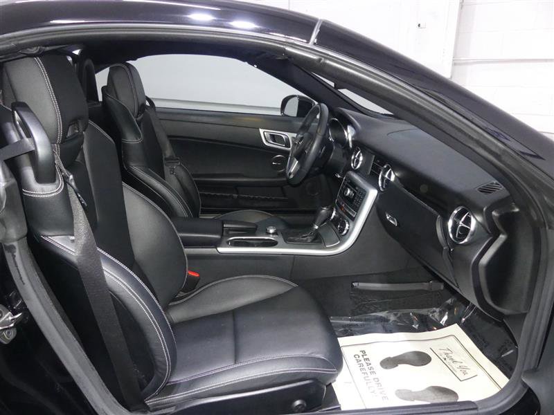 Used 2014 Mercedes-Benz SLK 250 image 21