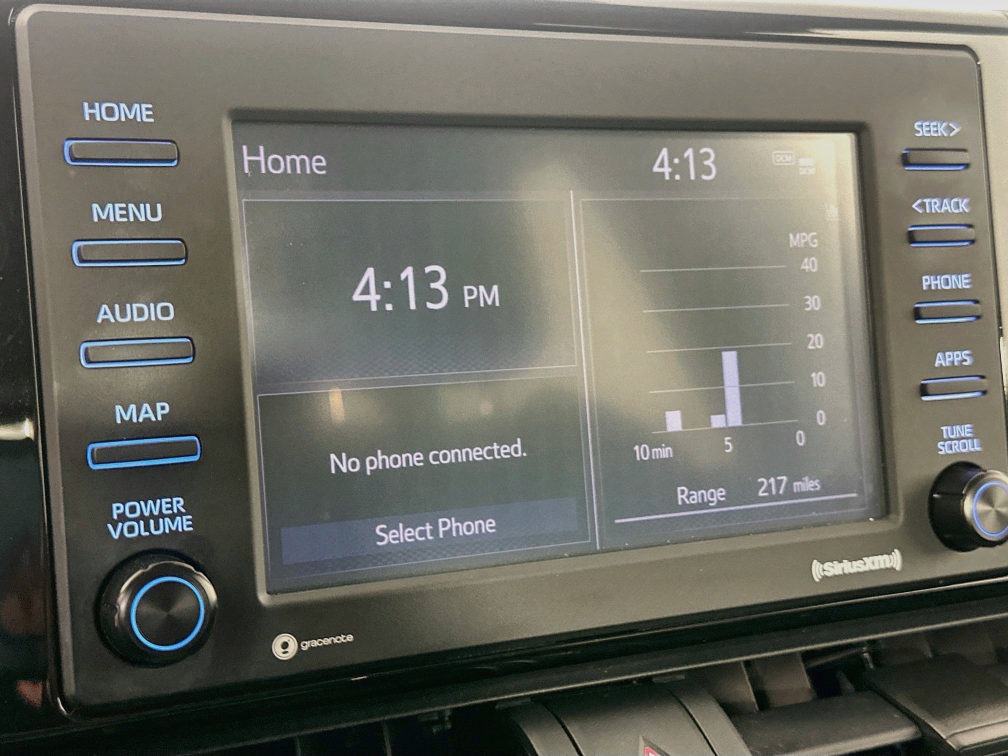 Used 2020 Toyota RAV4 XLE FWD image 21