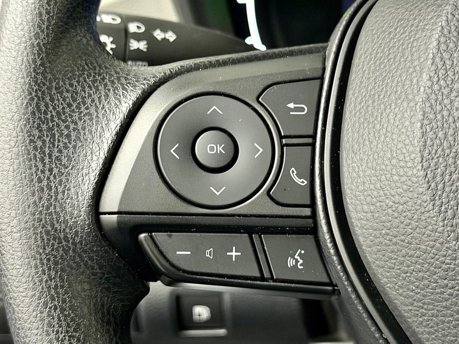 Used 2026 Toyota Corolla LE image 25