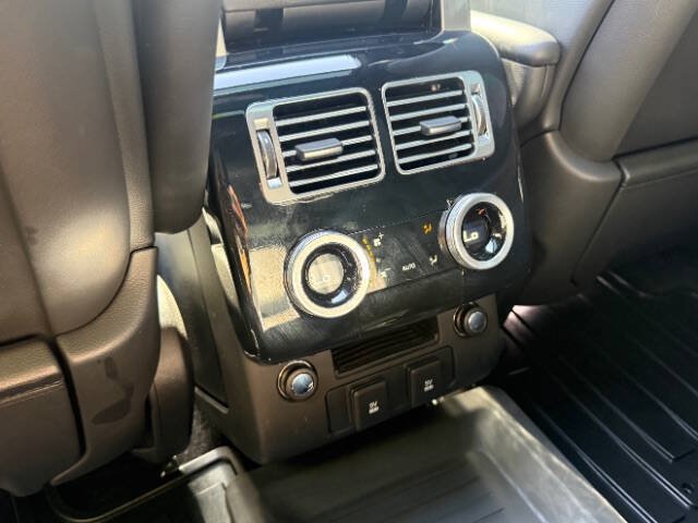 Used 2019 Land Rover Range Rover AWD/4WD image 19