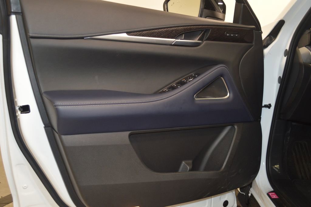 Certified 2026 INFINITI QX60 Sport w/ Dark Cargo Package image 17