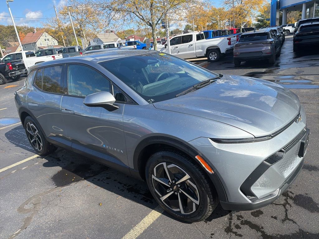 New 2026 Chevrolet Equinox EV LT image 1