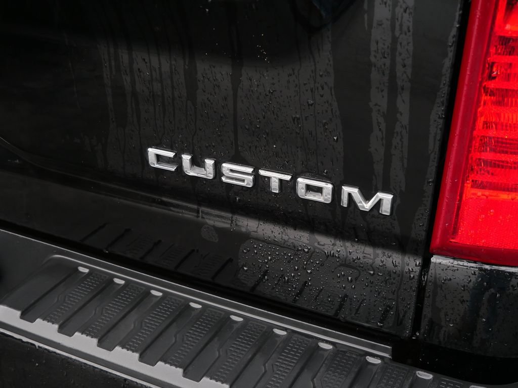 Certified 2022 Chevrolet Silverado 2500 Custom w/ Gooseneck/5TH Wheel Package AWD/4WD image 11