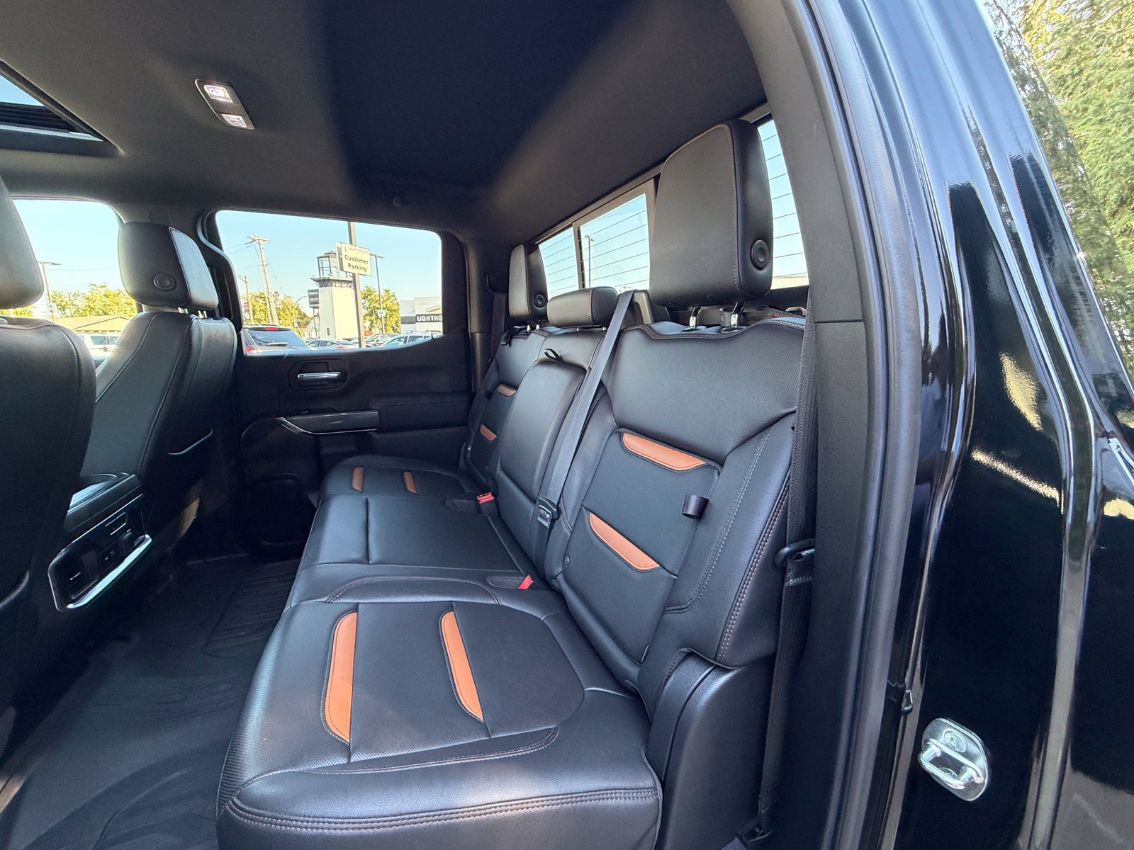 Used 2019 GMC Sierra 1500 AT4 w/ AT4 Premium Package AWD/4WD image 5