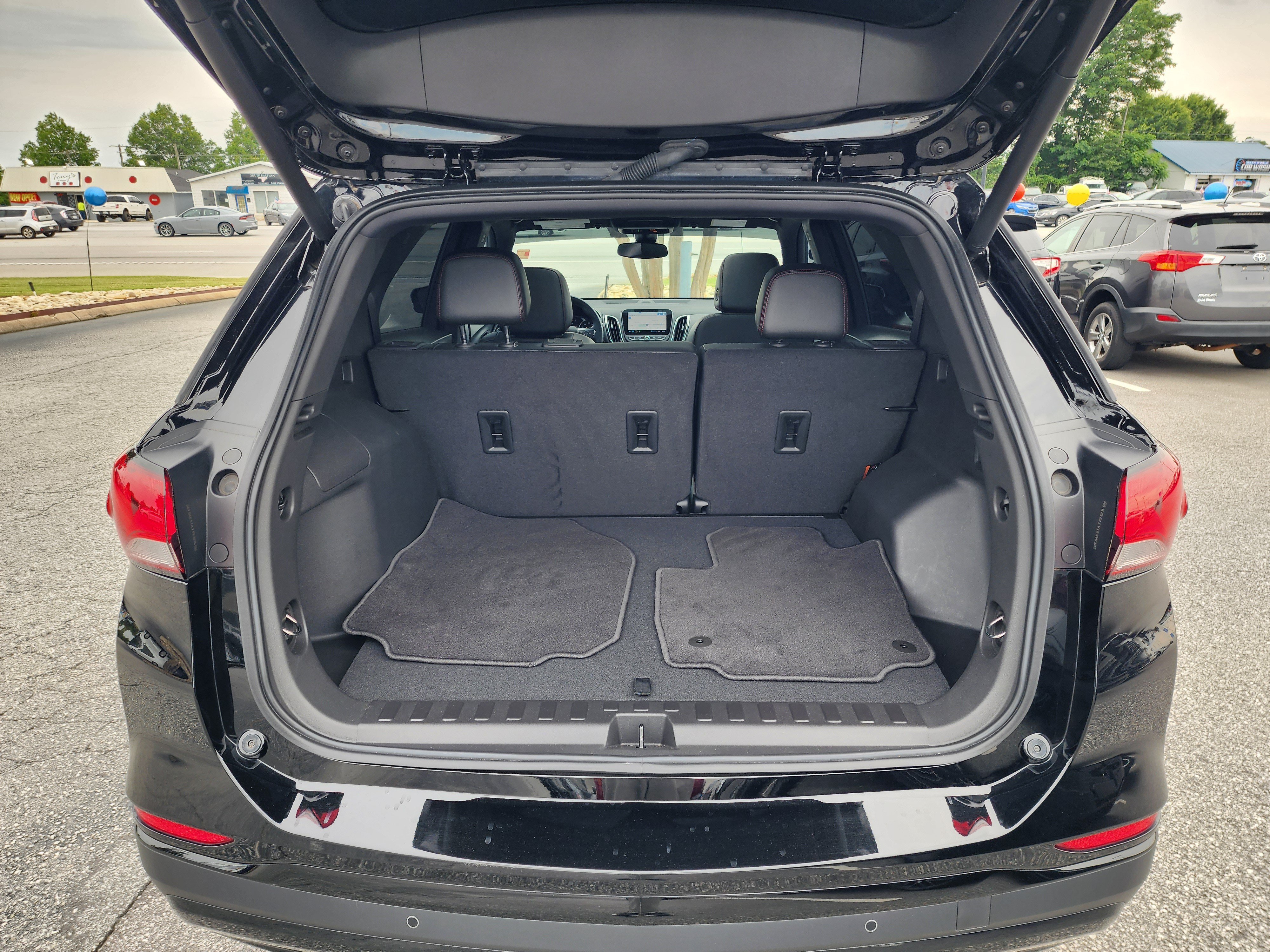 Used 2024 Chevrolet Equinox RS FWD image 6