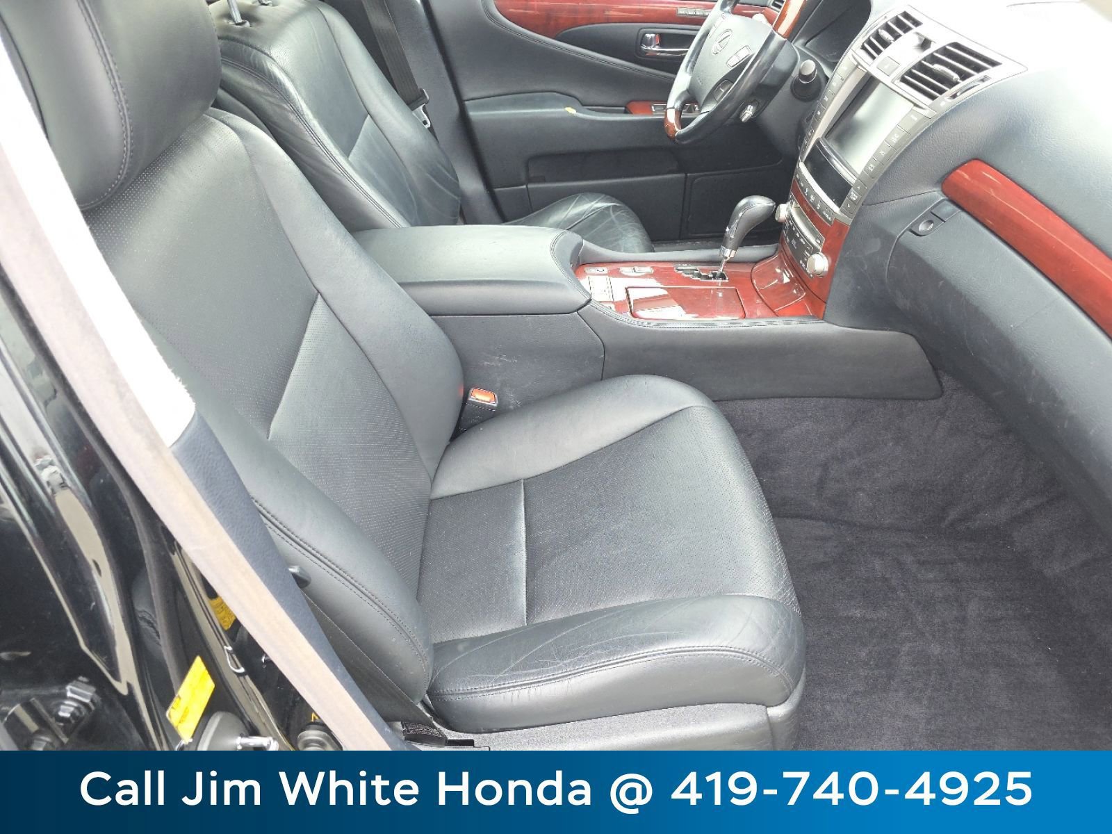 Used 2011 Lexus LS 460 L w/ Luxury Pkg image 23