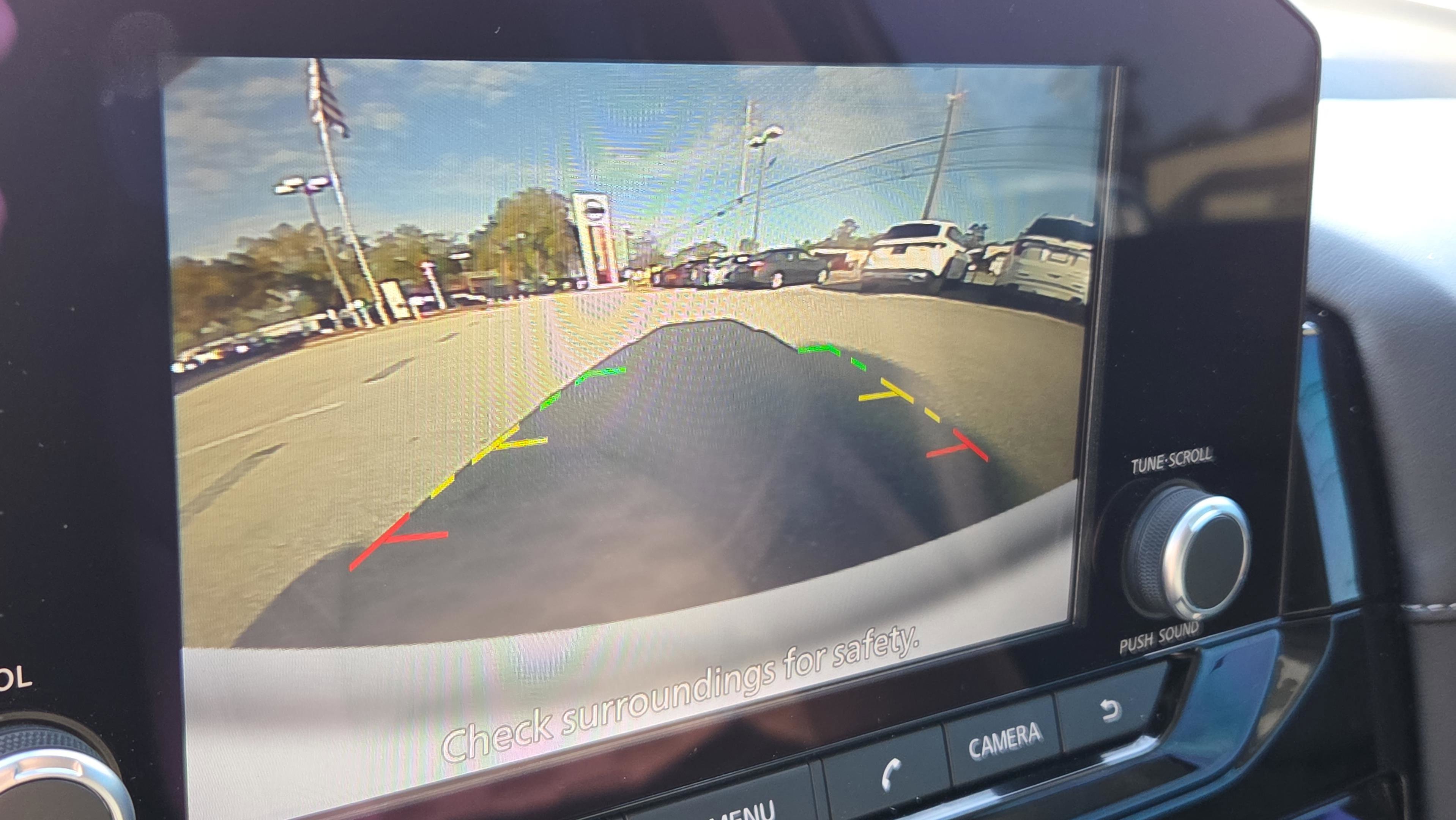 Certified 2025 Nissan Pathfinder SV image 26