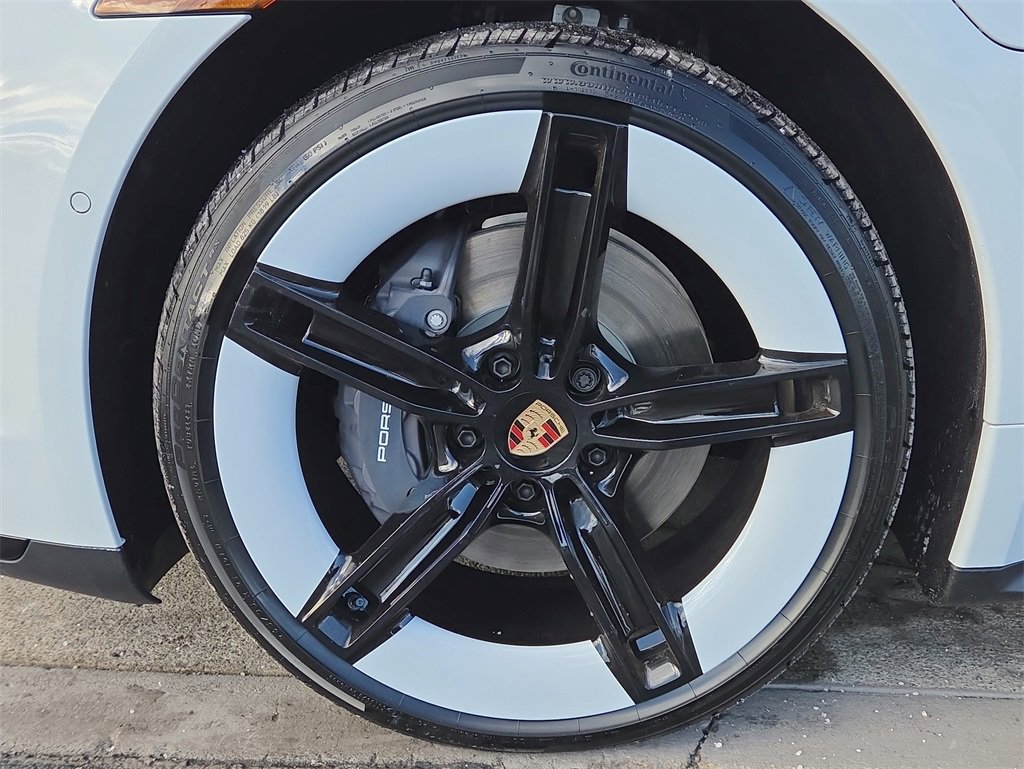 New 2026 Porsche Taycan image 24