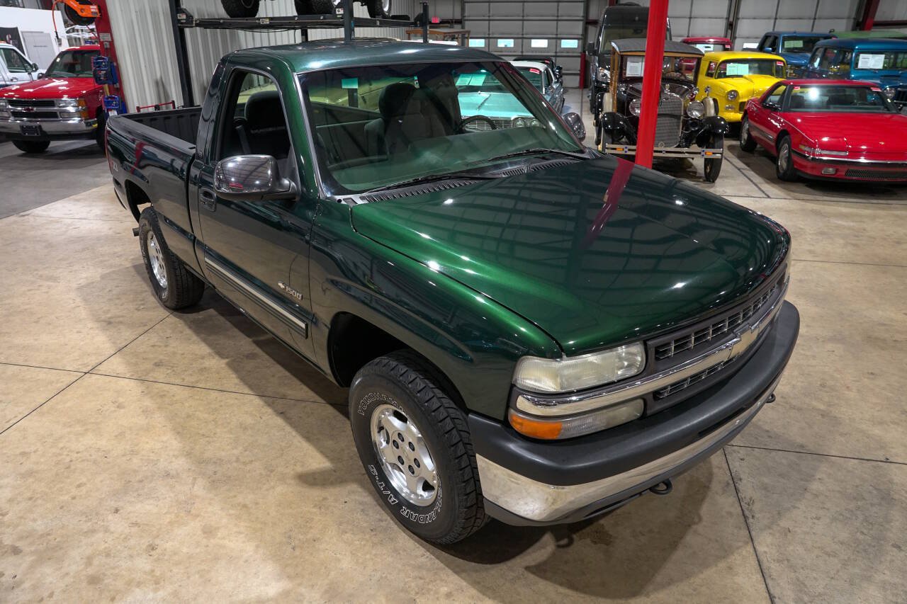 Used 2001 Chevrolet Silverado 1500 LS w/ Off-Road Chassis Pkg AWD/4WD image 14