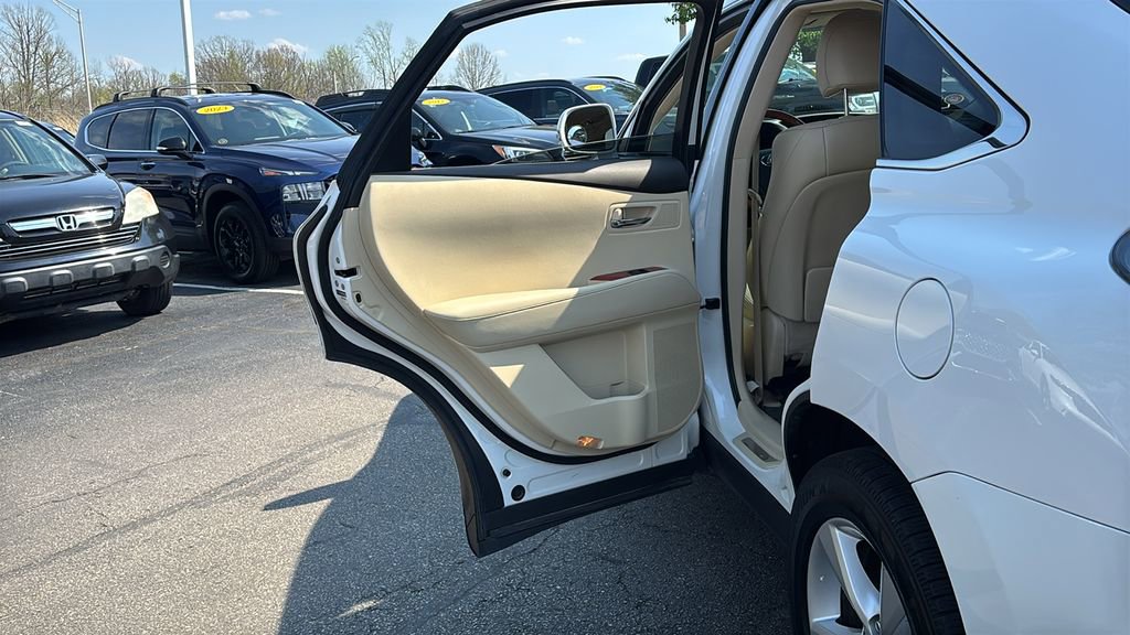 Used 2011 Lexus RX 350 AWD w/ Premium Pkg image 28