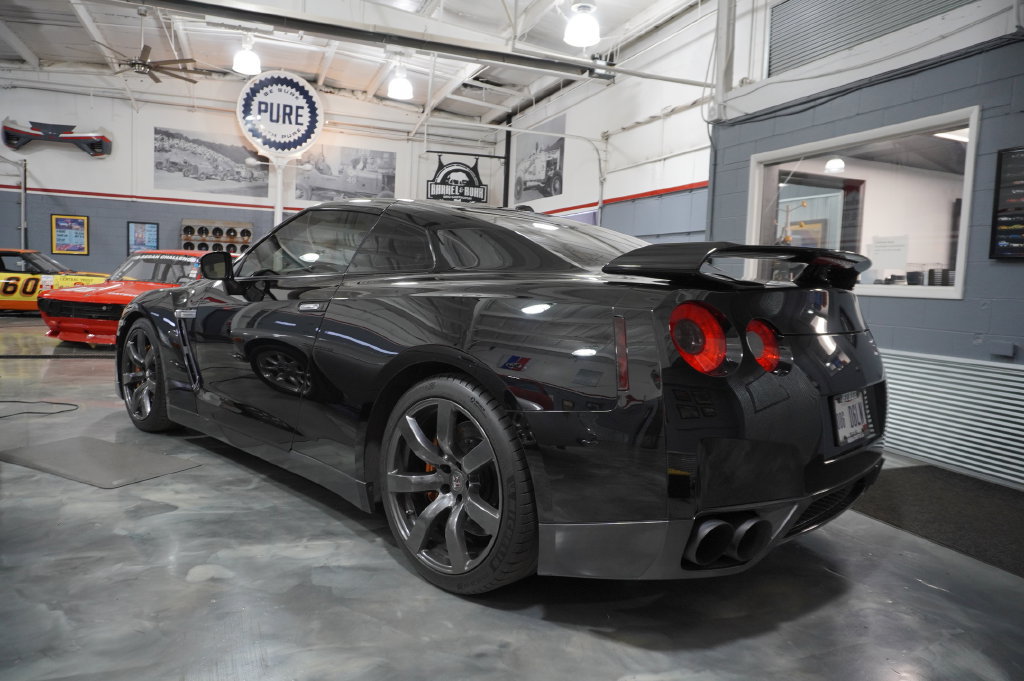Used 2009 Nissan GT-R Premium AWD/4WD image 5