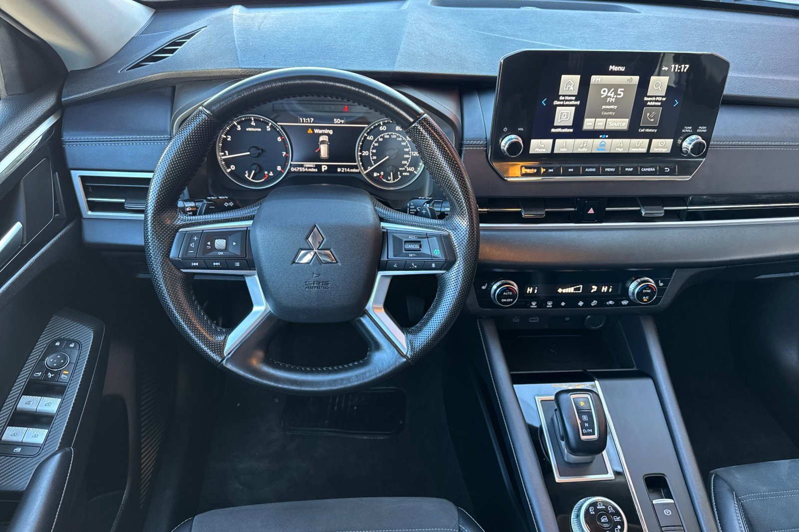 Used 2024 Mitsubishi Outlander SE image 18