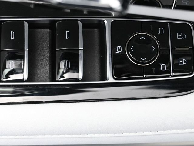 New 2025 Cadillac Optiq Luxury 1 w/ LPO, Floor Liner Package image 13