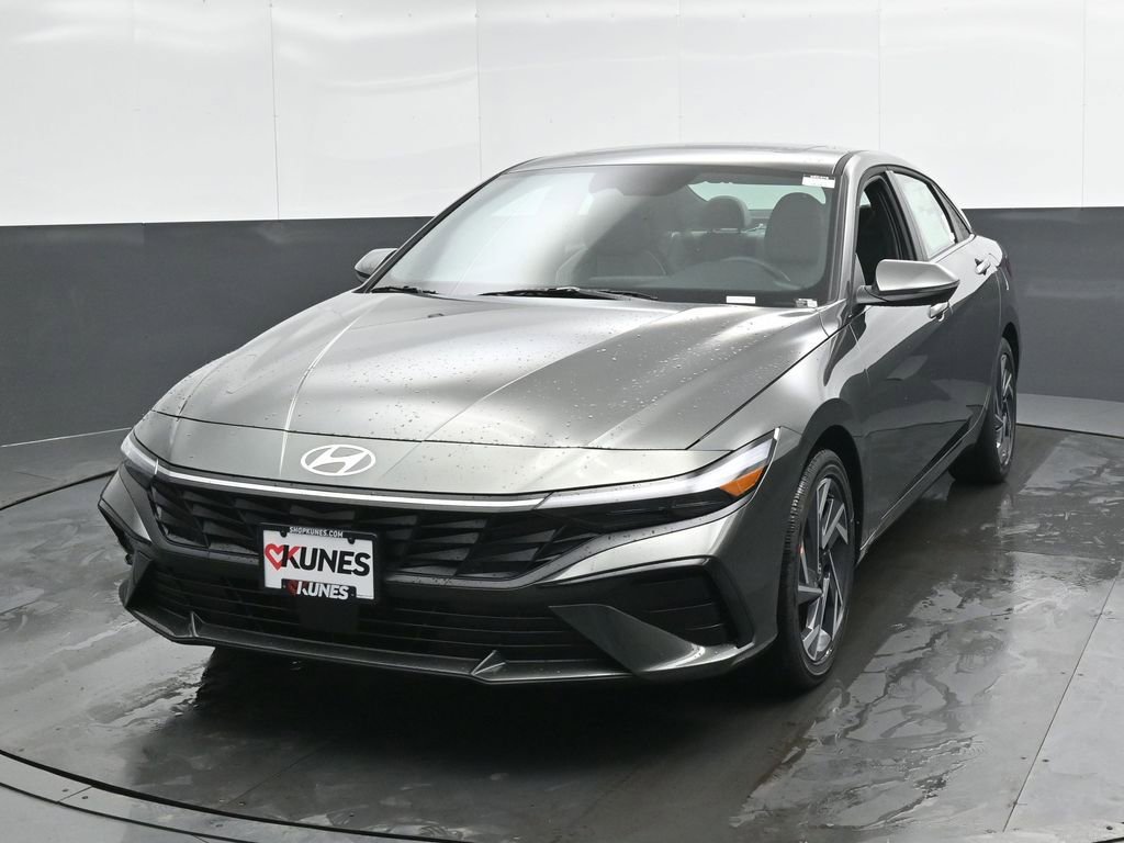New 2026 Hyundai Elantra Limited w/ Cargo Package image 5