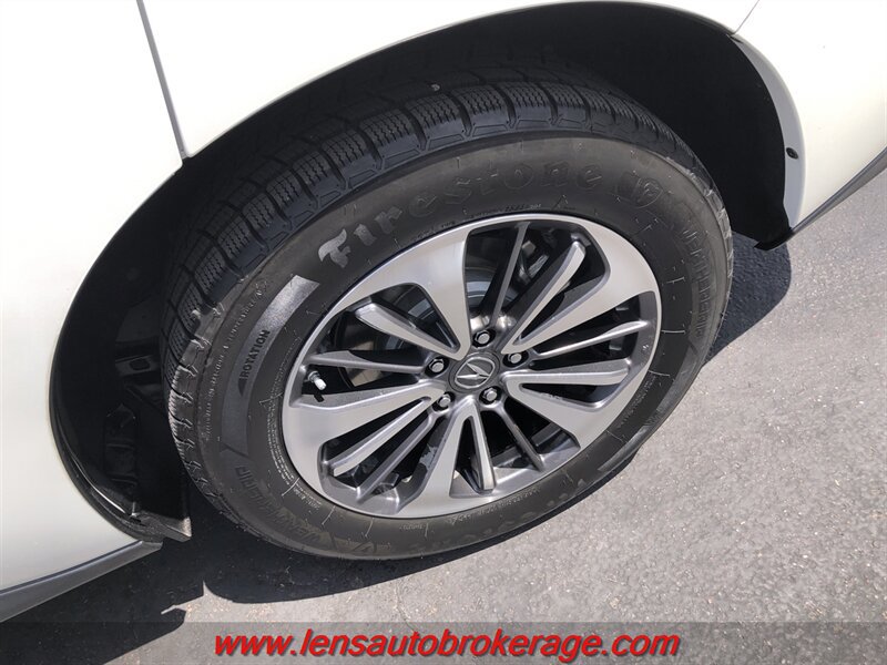 Used 2017 Acura RDX w/ Advance Package AWD/4WD image 26