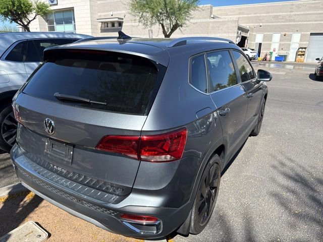 Used 2023 Volkswagen Taos SEL image 4