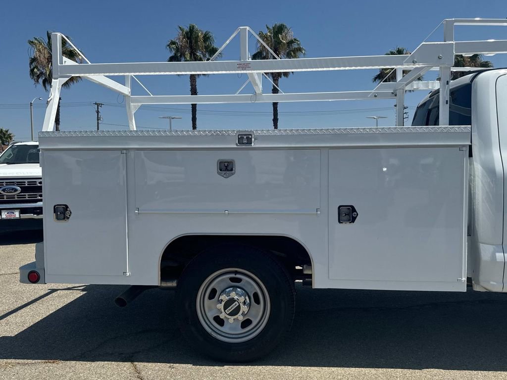 New 2025 Ford F350 XL w/ XL Chrome Package image 27