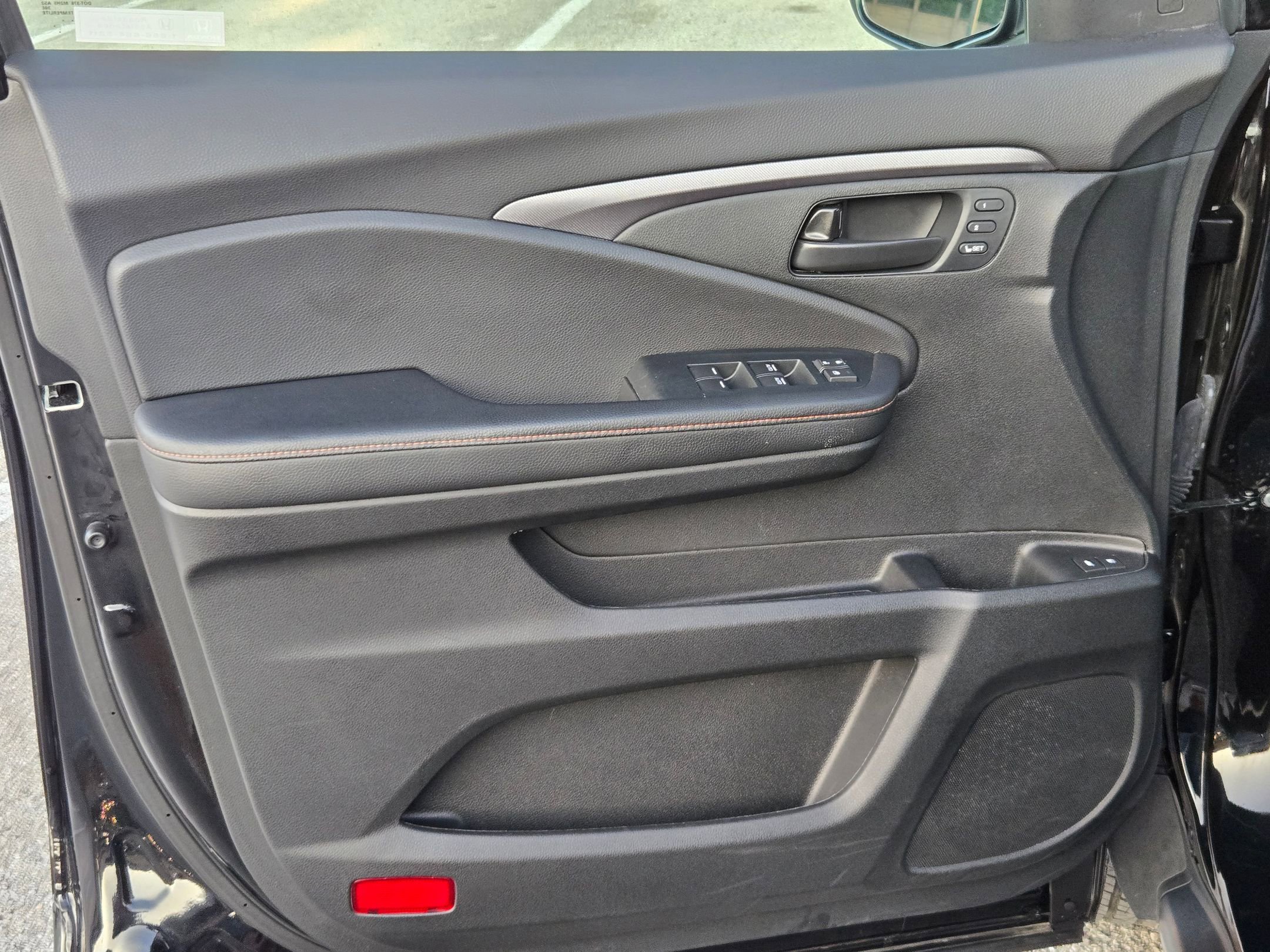 Used 2023 Honda Passport TrailSport image 11