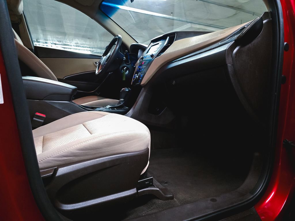 Used 2018 Hyundai Santa Fe Sport image 34