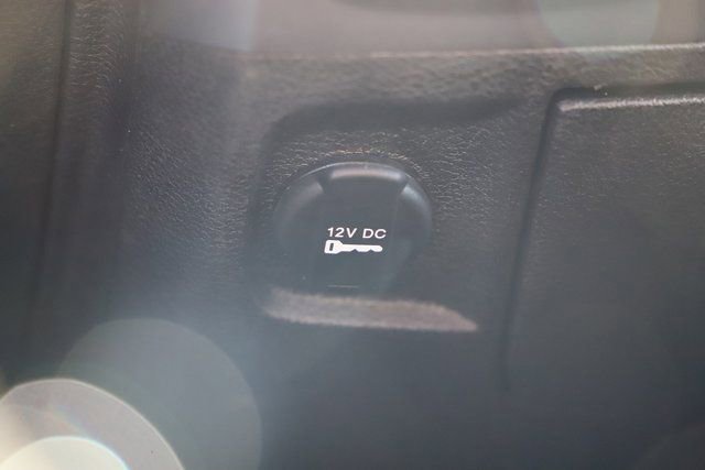 Used 2024 RAM 1500 Classic SLT image 28