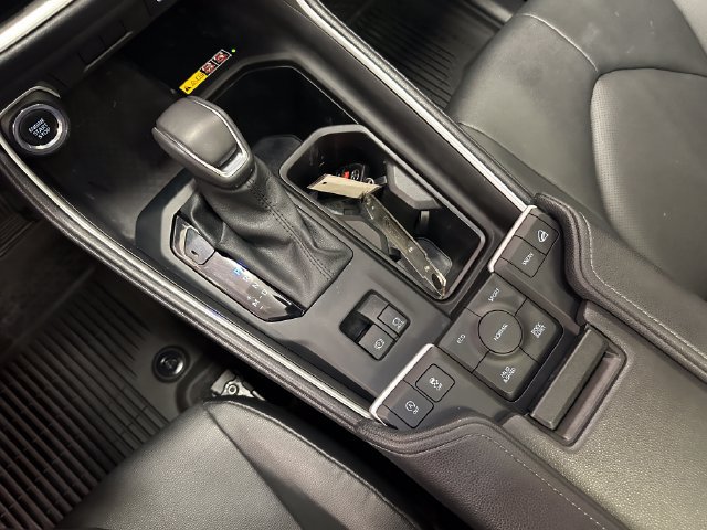 Certified 2024 Toyota Grand Highlander AWD image 24