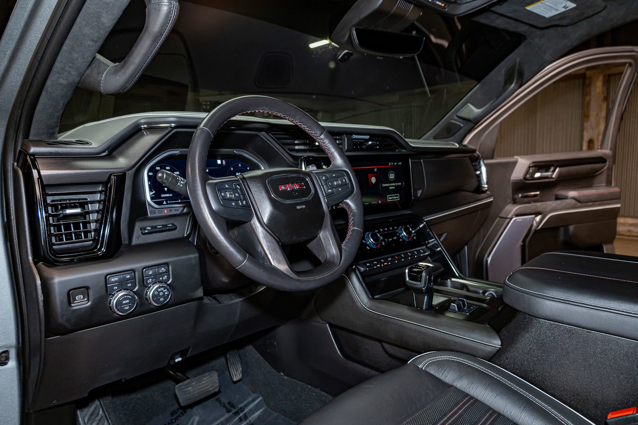 Used 2023 GMC Sierra 1500 AT4X image 18