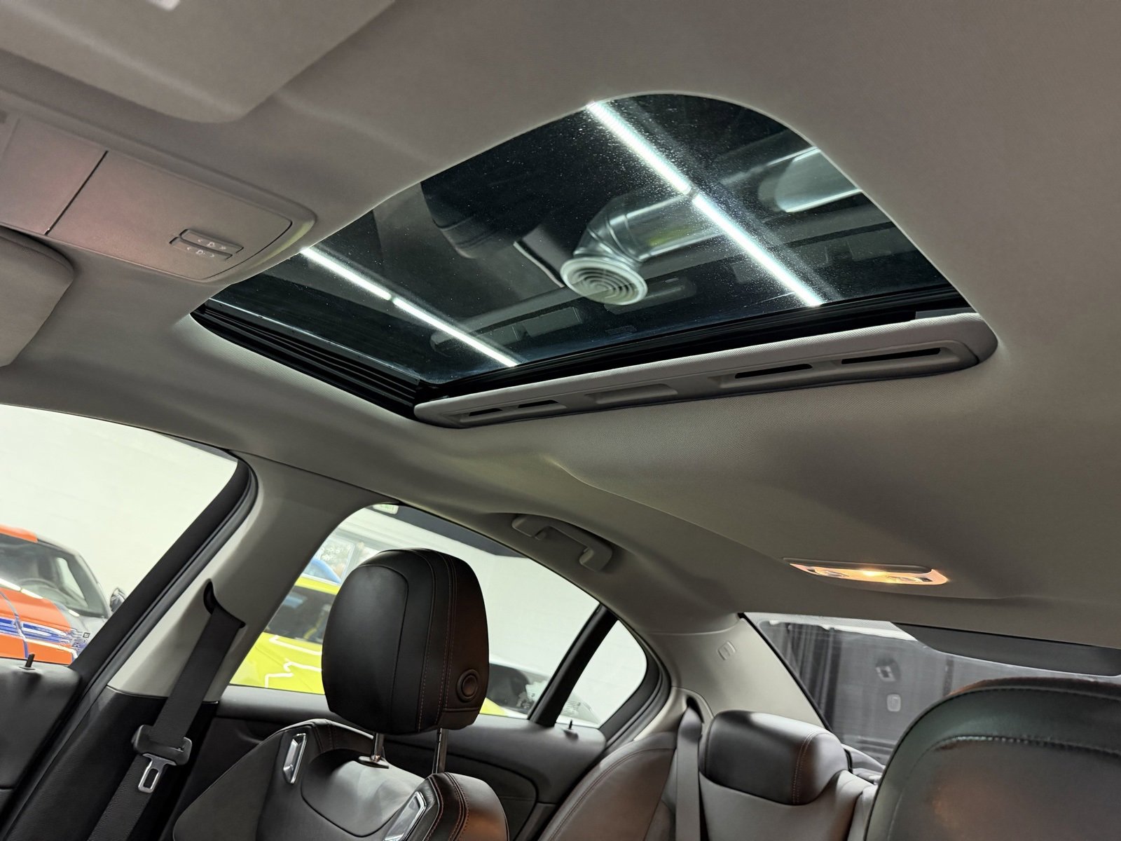 Used 2016 Chevrolet SS image 26