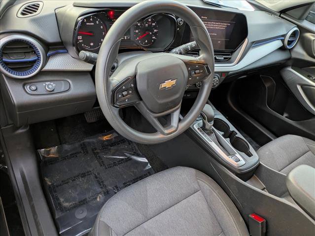 Used 2024 Chevrolet Trax LS image 10