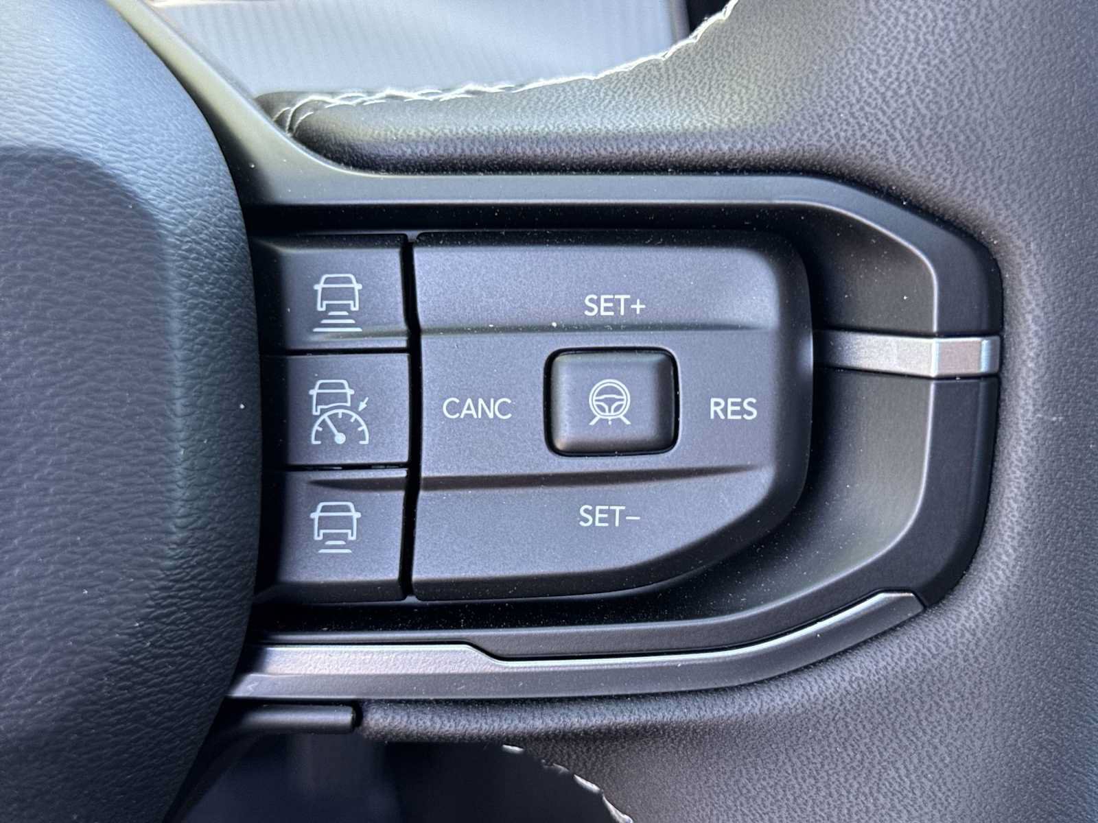 New 2026 Jeep Cherokee Laredo AWD/4WD image 27