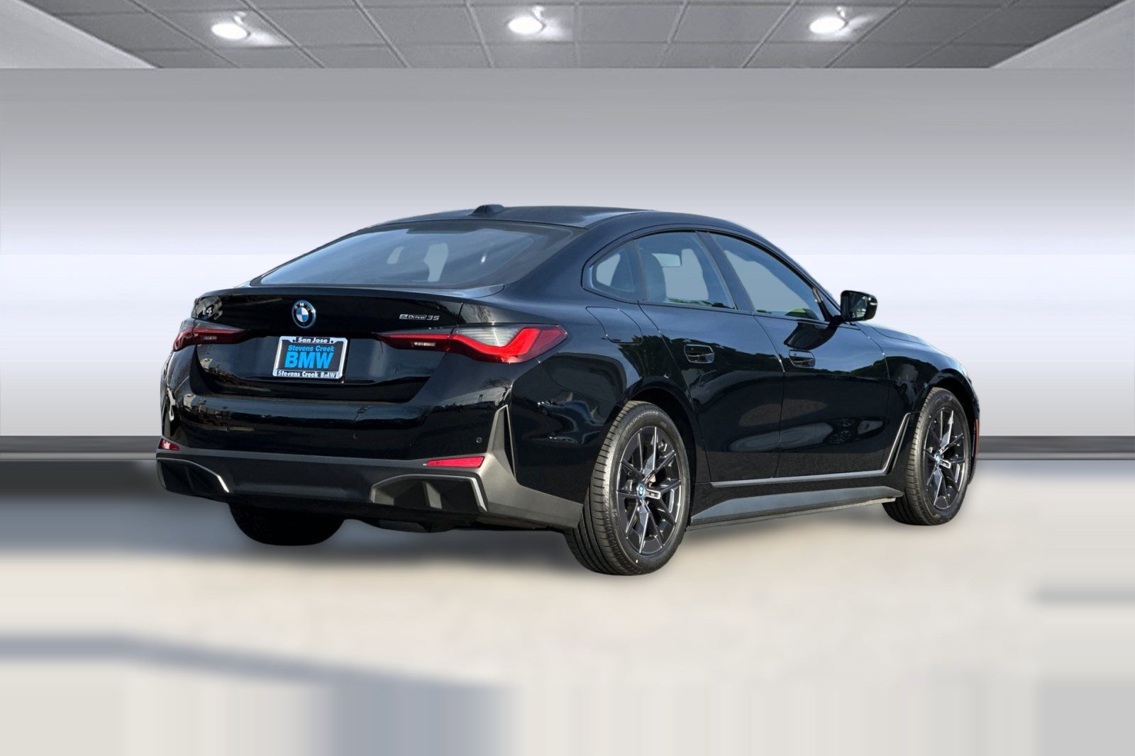 Certified 2023 BMW i4 eDrive35 w/ Premium Package image 9