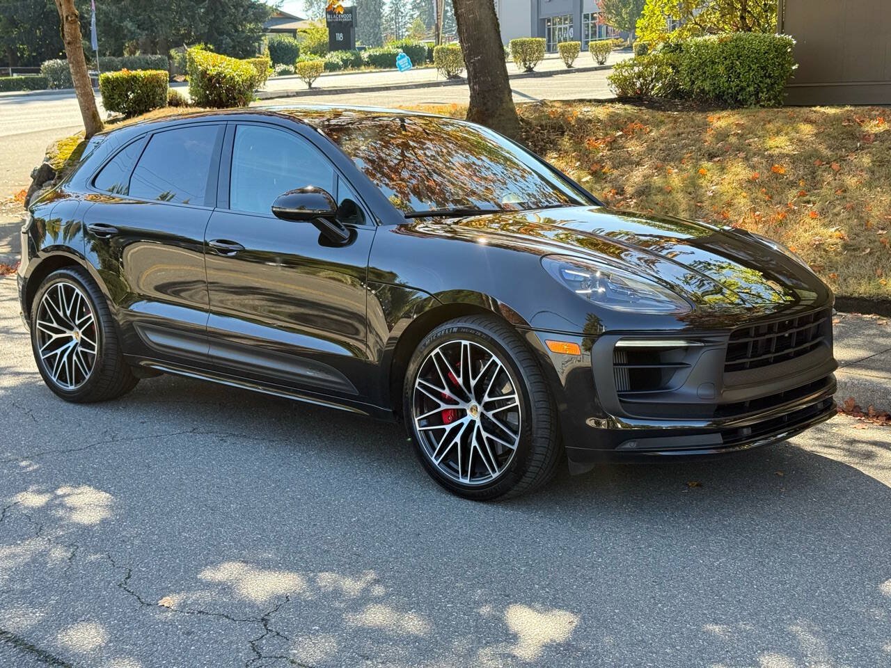 Used 2022 Porsche Macan GTS AWD/4WD image 62